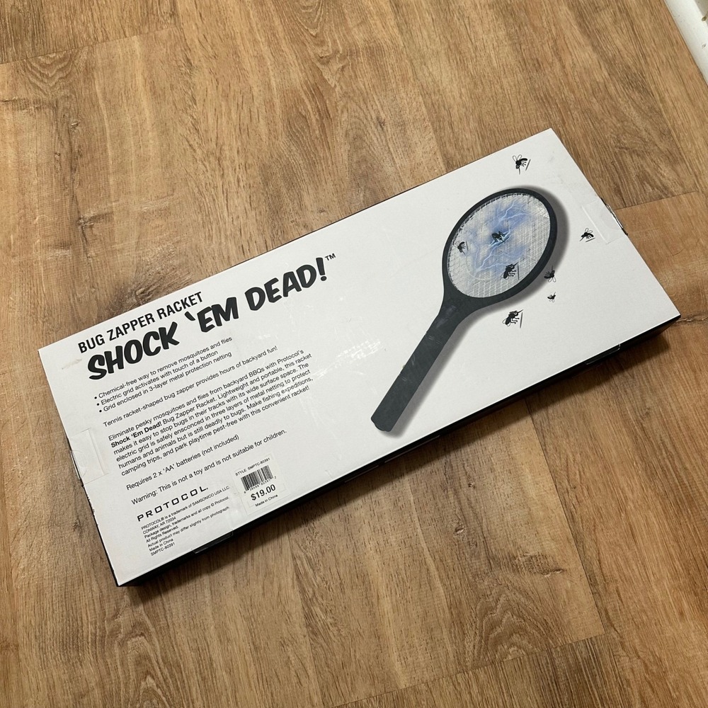Protocol |‎ NEW Shock Em Dead Portable Electric Fly Swatter Bug Zapper Racket - Picture 4 of 5